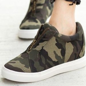 Camo sneaker wedges!!